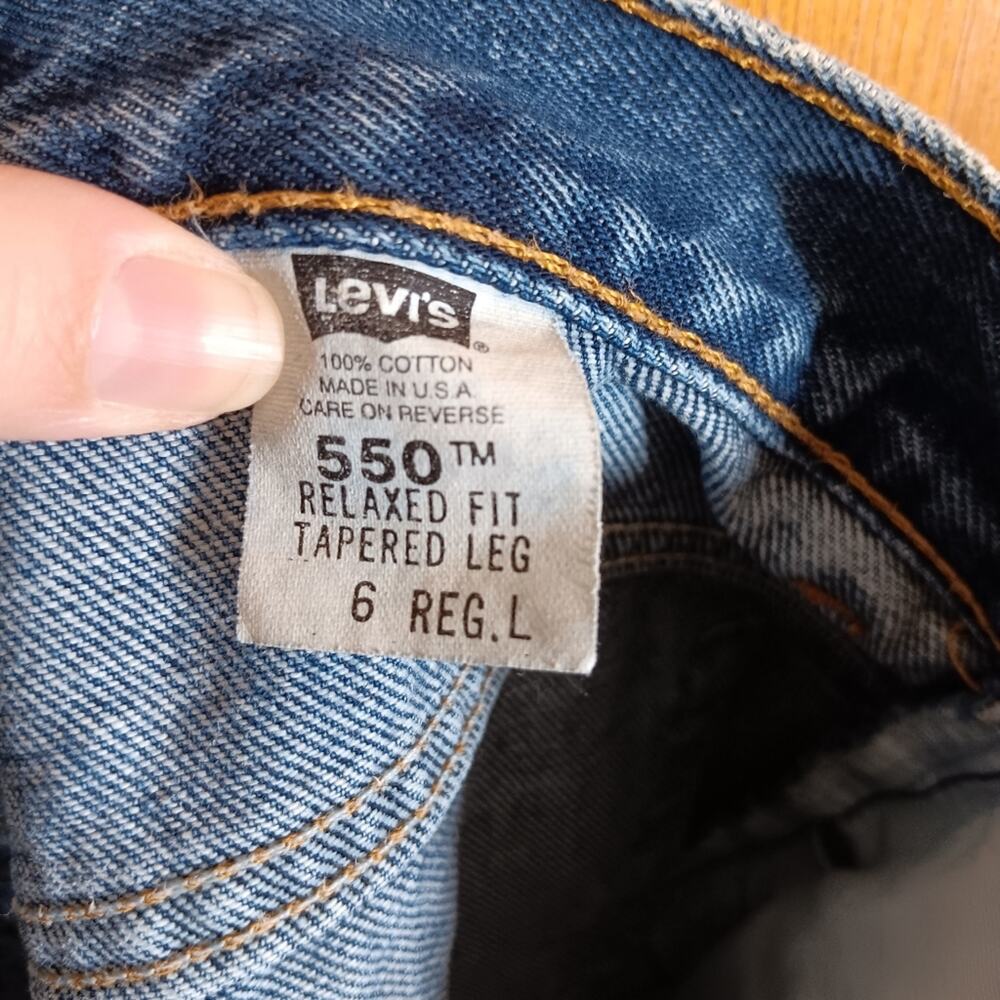 Levi's Vintage 550 Relaxed Fit Tapered Leg Jeans size 6 Long - Picture 5 of 6